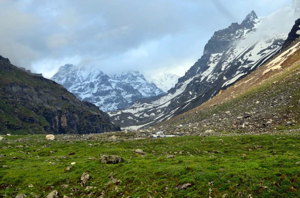 best time for hampta pass trek