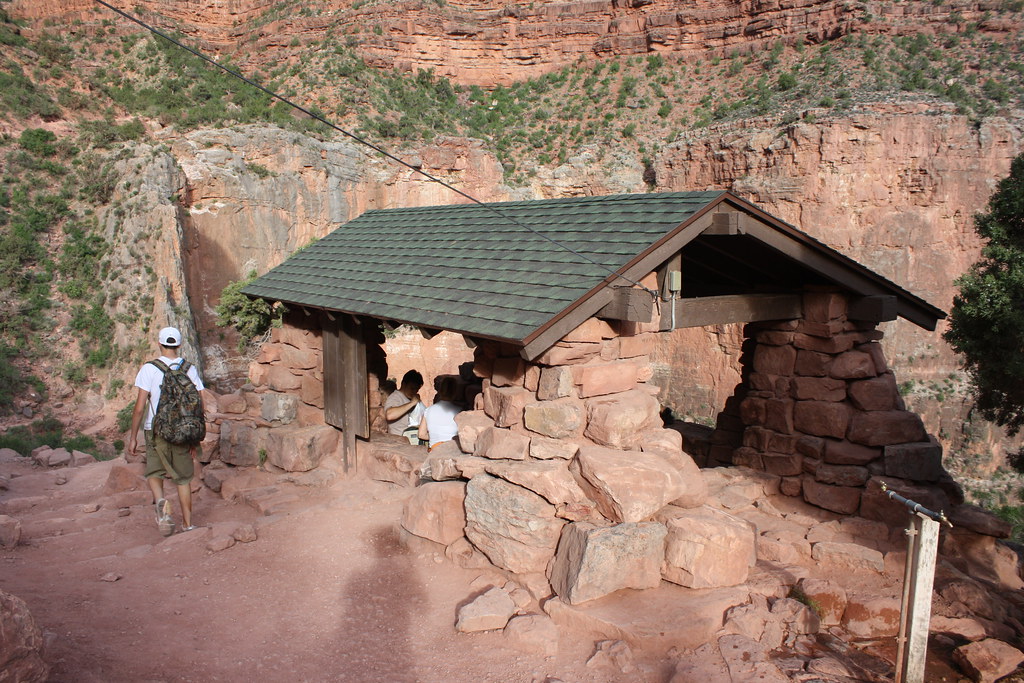 bright angel trail 3 mile